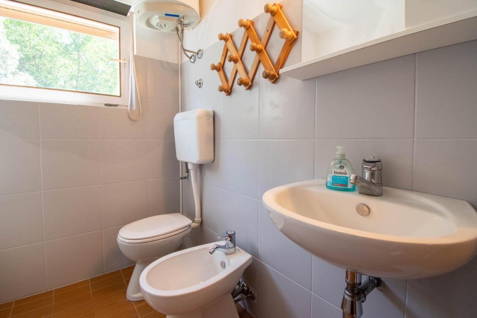 Villa Valkane Pet Friendly 150M From The Stunning Valkane Beach, City Indoor Pools-Fitness And City Mall Pula Exterior photo